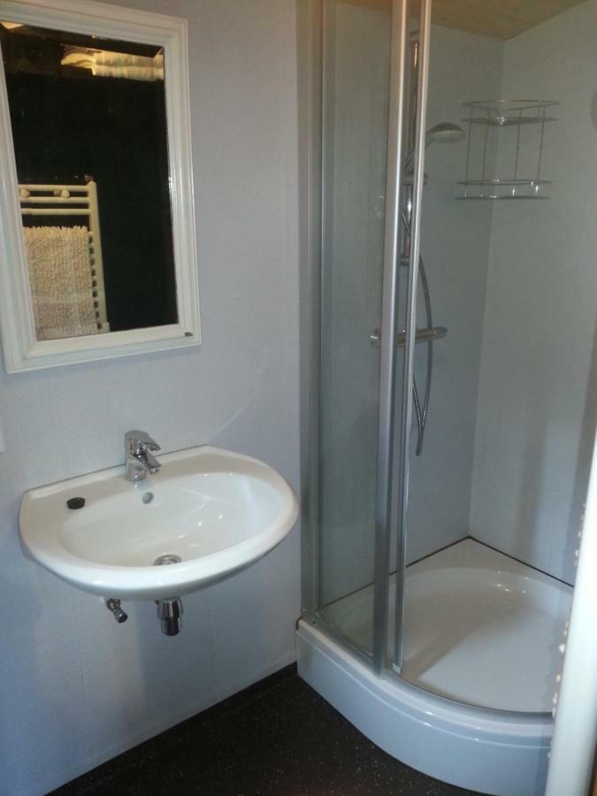 Koningsheim Guest House Colijnsplaat ภายนอก รูปภาพ